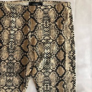 AKIRA Pants - AKITA Snakeskin Leggings - Size M (NEW) AKIRA Pants - AKITA Snakeskin Leggings - Size M (NEW)